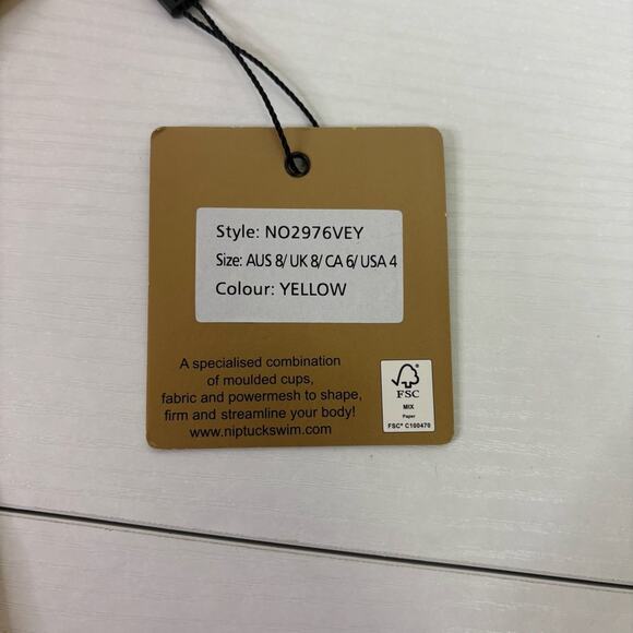 NWT Nip Tuck Butter Yellow One Piece Swimsuit Size 4 W0458 - Picture 6 of 9